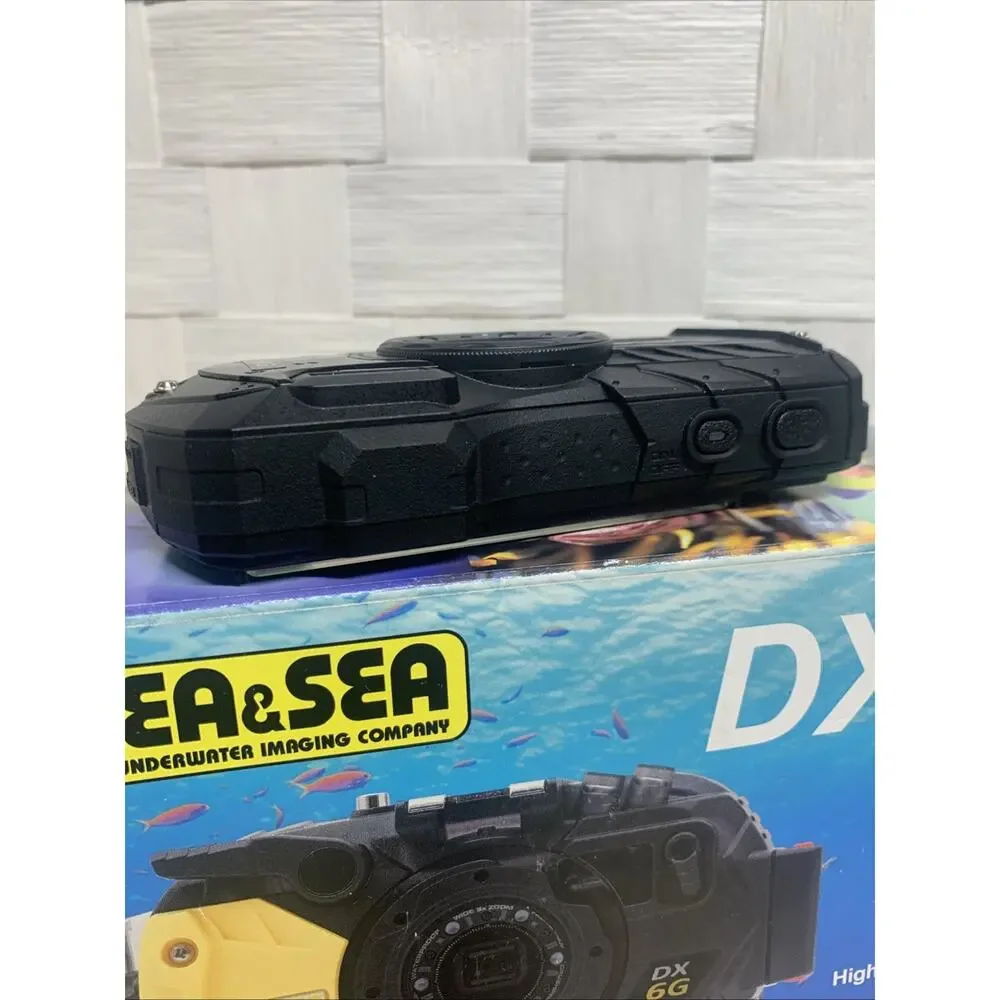 RICOH WG-50 Waterproof 16MP Digital Camera w/ UW Camera Housing System TESTED
